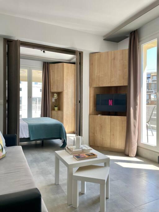 Domus City Apartment With Wonderful Balcony 테살로니키 외부 사진