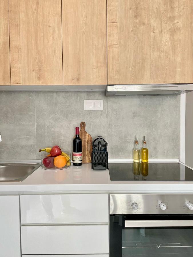 Domus City Apartment With Wonderful Balcony 테살로니키 외부 사진