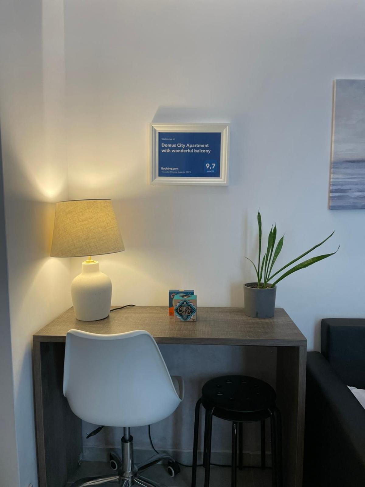 Domus City Apartment With Wonderful Balcony 테살로니키 외부 사진